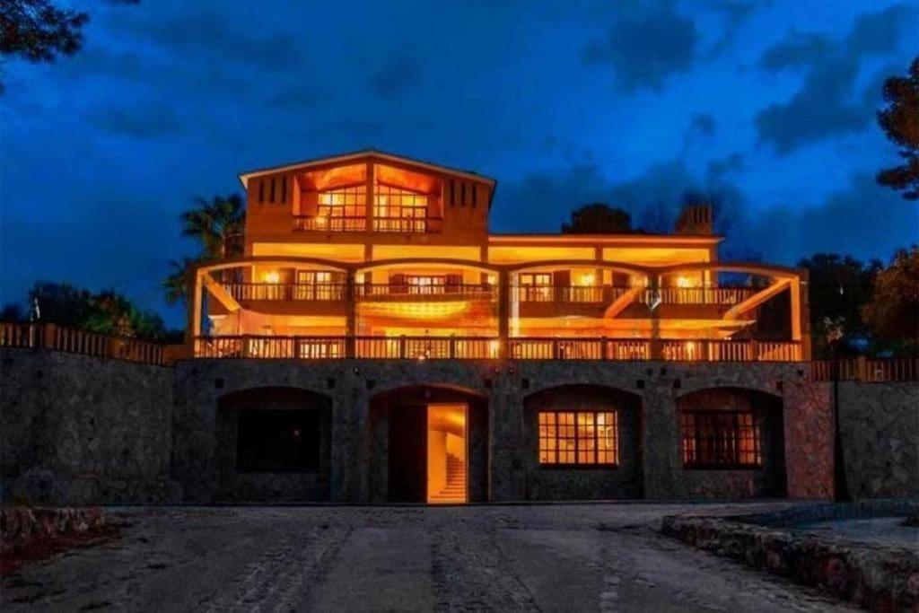 Villa Golf Sitges فيلانوفا إي لا خيلترا المظهر الخارجي الصورة