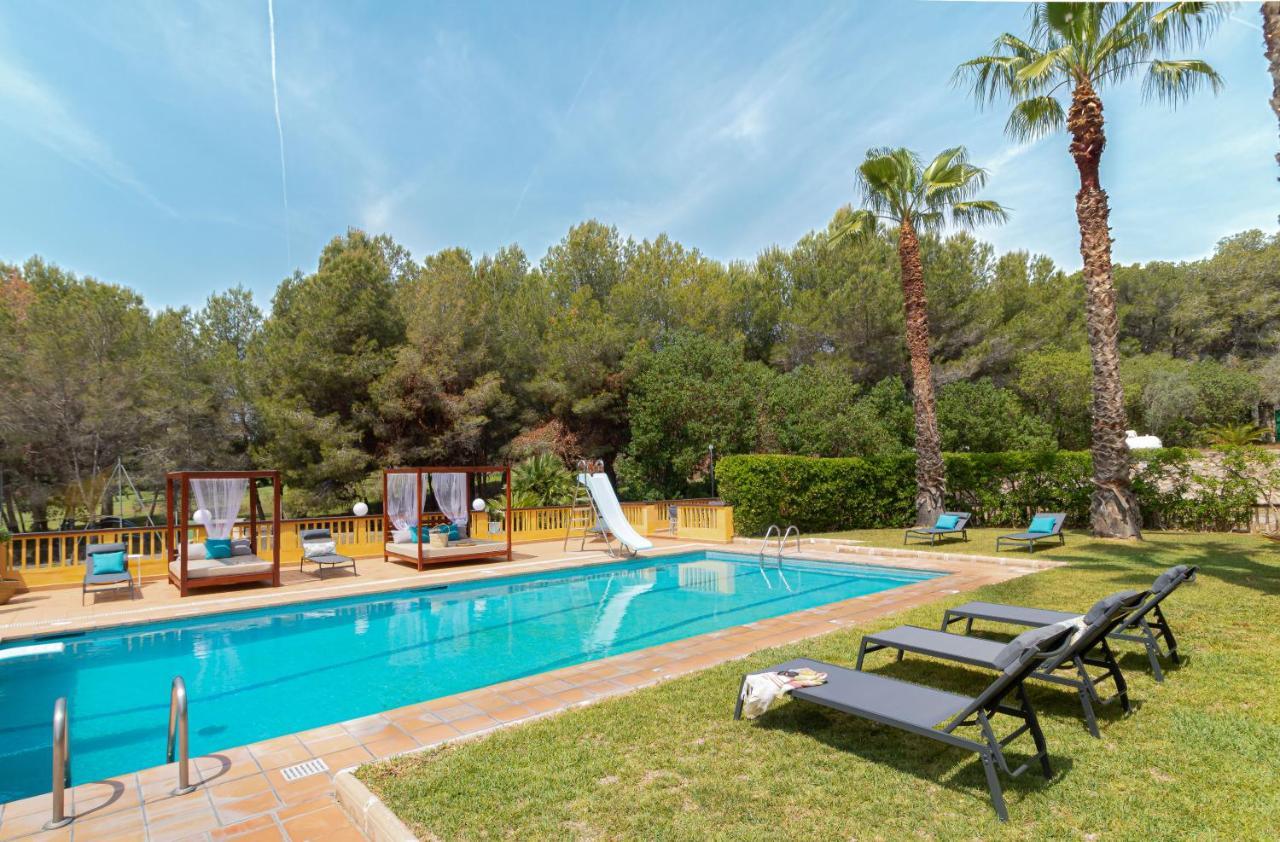 Villa Golf Sitges فيلانوفا إي لا خيلترا المظهر الخارجي الصورة