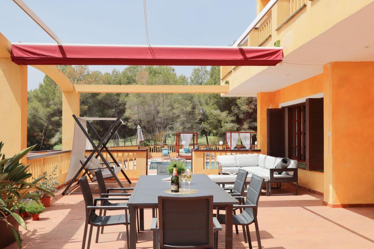 Villa Golf Sitges فيلانوفا إي لا خيلترا المظهر الخارجي الصورة
