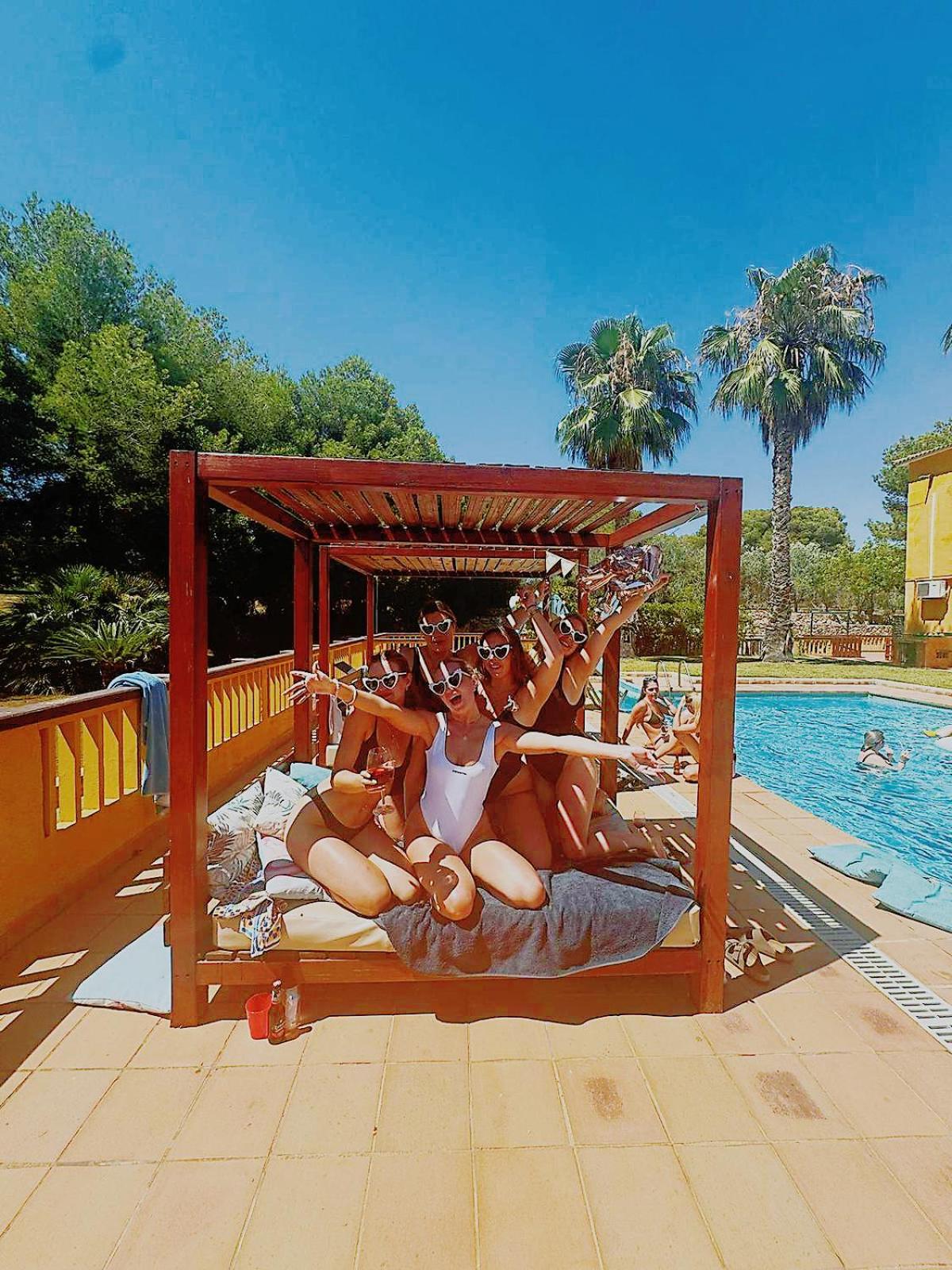 Villa Golf Sitges فيلانوفا إي لا خيلترا المظهر الخارجي الصورة